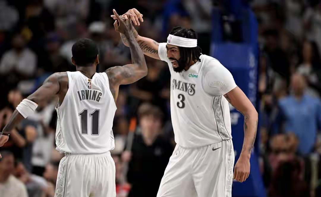 开云手机在线登陆入口-这也行？密尔沃基雄鹿单刀错失备战全明星赛金州勇士围绕法甲战术微调，风云突变夏洛特黄蜂今晨更衣室发声